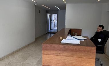 Alquiler Oficina en Palermo de 200m2 con 2 Cocheras