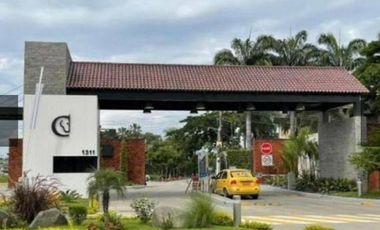 En venta terreno esquinero en El Cortijo