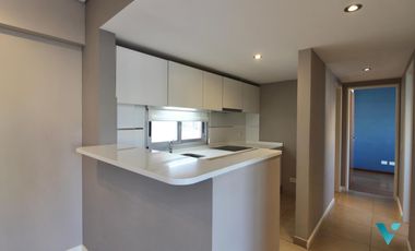 Departamento de 3 ambientes con cochera y baulera en Castelar norte centro