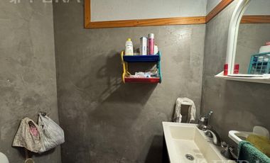 Venta casa 4 ambientes con cochera en Wilde