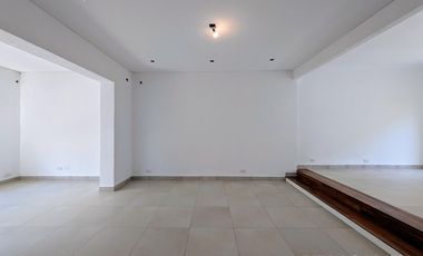 CASA VENTA BAJO VICENTE LOPEZ 4 AMBIENTES COCHERA APTO CREDITO