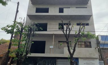 Departamento 3 ambientes en venta en San Fernando - Vias/Centro