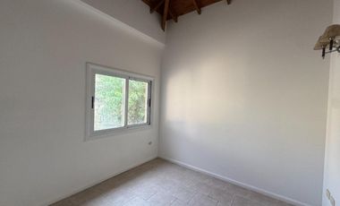 Casa en venta - 3 Dormitorios 3 Baños - San Vicente