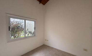 Casa en venta - 3 Dormitorios 3 Baños - San Vicente