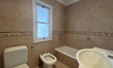 Casa en venta - 3 Dormitorios 3 Baños - San Vicente