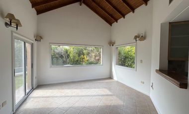 Casa en venta - 3 Dormitorios 3 Baños - San Vicente