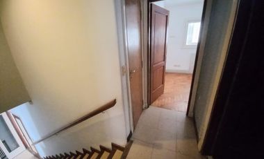 Alquiler casa de 3 ambientes en Alvear y Castelli