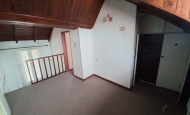 Alquiler casa de 3 ambientes en Alvear y Castelli