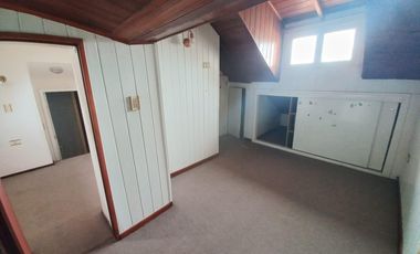 Alquiler casa de 3 ambientes en Alvear y Castelli