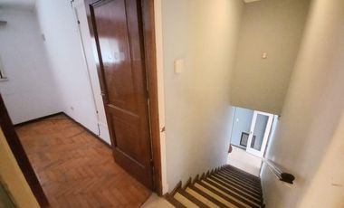 Alquiler casa de 3 ambientes en Alvear y Castelli