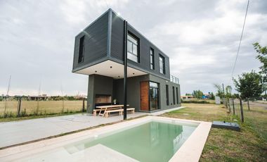 VENTA CASA 2 DORMITORIOS Y PILETA EN LAS TARDES