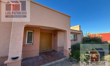 Casa en alquiler - Barrio Privado Los Patricios 2 , Cipolletti