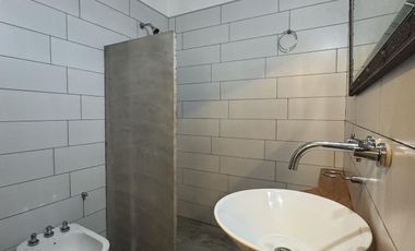 Venta de Casa 4 ambientes con jardín y cochera en Don Bosco