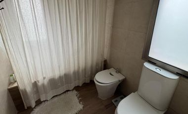 Casa Alquiler largo plazo. Talar Del Lago II. Piscina, Jardín, Seguridad.