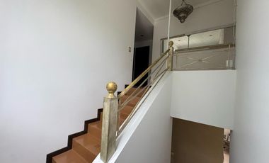 Casa Alquiler largo plazo. Talar Del Lago II. Piscina, Jardín, Seguridad.