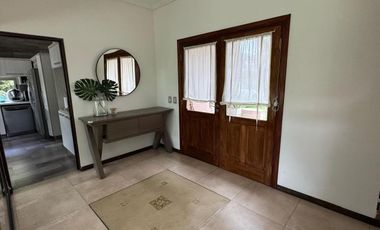 Casa Alquiler largo plazo. Talar Del Lago II. Piscina, Jardín, Seguridad.