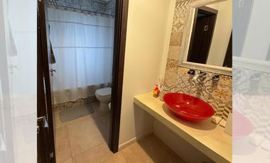 Casa Alquiler largo plazo. Talar Del Lago II. Piscina, Jardín, Seguridad.