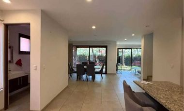 CASA EN VENTA EN CLUB Y DENTRO DEL CAMPO DE GOLF ALTOZANO, MORELIA
