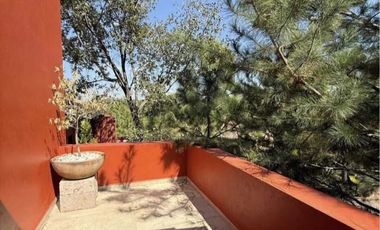 CASA EN VENTA EN CLUB Y DENTRO DEL CAMPO DE GOLF ALTOZANO, MORELIA