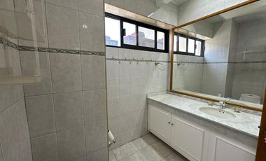 PH EN RENTA EN INTERLOMAS CON 5 ESTACIONAMIENTOS Y CUATRO RECAMARAS