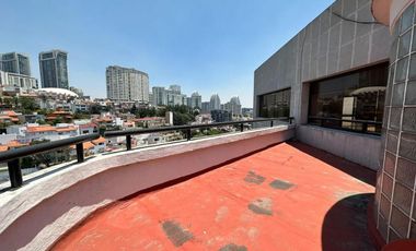 PH EN RENTA EN INTERLOMAS CON 5 ESTACIONAMIENTOS Y CUATRO RECAMARAS