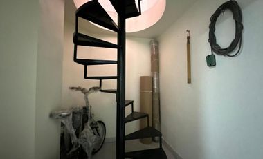 PH EN RENTA EN INTERLOMAS CON 5 ESTACIONAMIENTOS Y CUATRO RECAMARAS