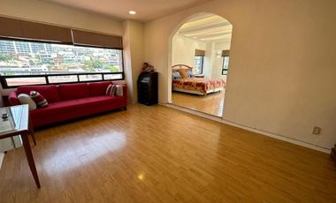 PH EN RENTA EN INTERLOMAS CON 5 ESTACIONAMIENTOS Y CUATRO RECAMARAS