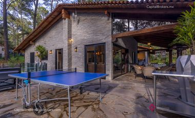 Casa de Lujo en Venta dentro de Condominio en Tapalpa
