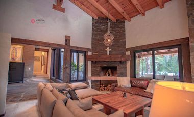Casa de Lujo en Venta dentro de Condominio en Tapalpa