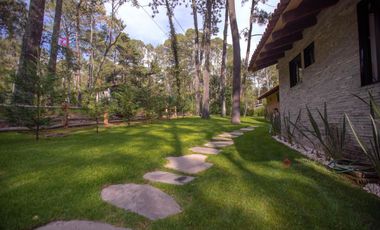 Casa de Lujo en Venta dentro de Condominio en Tapalpa