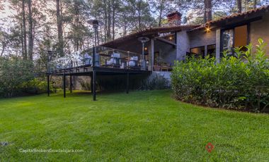 Casa de Lujo en Venta dentro de Condominio en Tapalpa