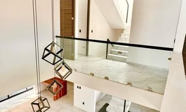 VENTA HERMOSA CASA NUEVA EN VILASENZA