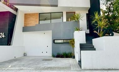 VENTA HERMOSA CASA NUEVA EN VILASENZA