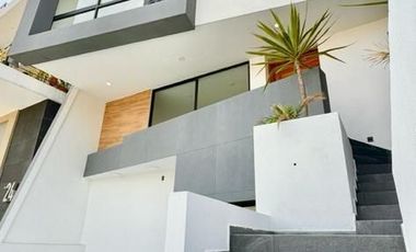 VENTA HERMOSA CASA NUEVA EN VILASENZA