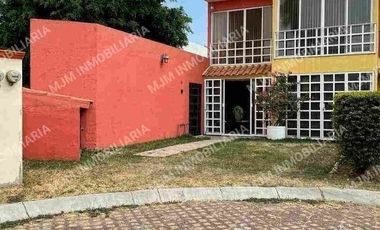 CASA SAUCO HERMOSA CASA EN HDA. DEL BOSQUE COCOYOC