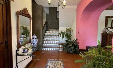 CASA SABINA ATRACTIVA FINCA EN LOMAS DE COCOYOC