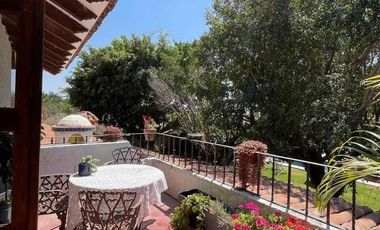 CASA SABINA ATRACTIVA FINCA EN LOMAS DE COCOYOC
