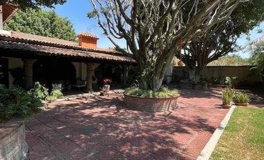 CASA SABINA ATRACTIVA FINCA EN LOMAS DE COCOYOC