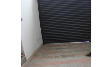 Oportunidad: edificio con 10 habitaciones en Rodadero Sur G-34