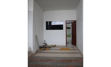 Oportunidad: edificio con 10 habitaciones en Rodadero Sur G-34