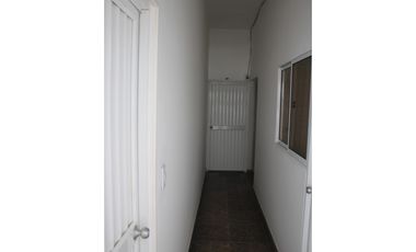 Oportunidad: edificio con 10 habitaciones en Rodadero Sur G-34