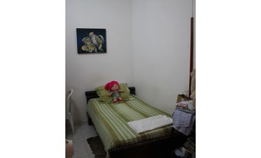 Oportunidad: edificio con 10 habitaciones en Rodadero Sur G-34