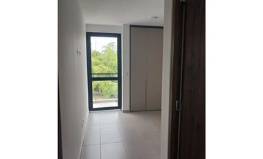 ARRIENDO APARTAMENTO PARA ESTRENA EN DOSQ