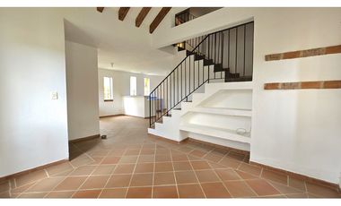 Venta de casa campestre preciosa, tipo chalet en La Fé, El Retiro