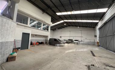 Venta de Bodega Céntrica con Oficinas – 1,236 m² en Pachuca