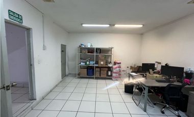 Venta de Bodega Céntrica con Oficinas – 1,236 m² en Pachuca