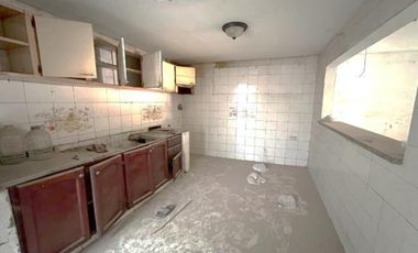 Casa Lote en Venta en Amberes  Ideal para Inversión o Construcción - Gran Oportunidad!