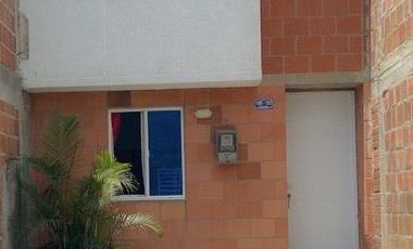 Venta De Casa De Dos Pisos -  Manzanares Sector 22 - Via Cali- Candelaria