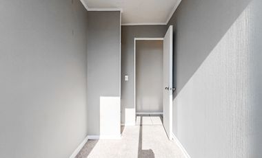 San Petersburgo 6351 (1 Est /1 Bod)