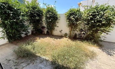 Casa en renta anual en Altabrisa Residencial, Cerritos